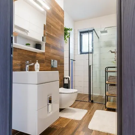 Nela By Mountain Ways Daire Loučná pod Klínovcem